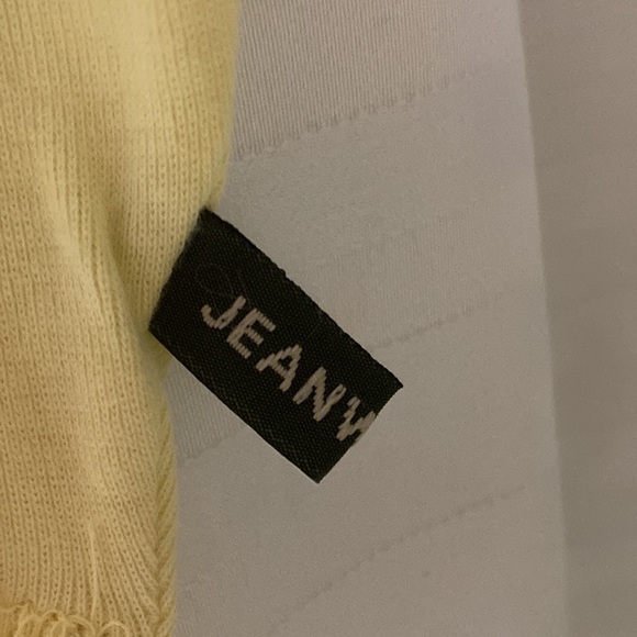 NWT Ladies Yellow Crop Top by Jeanworks and Company - Picture 4 of 6